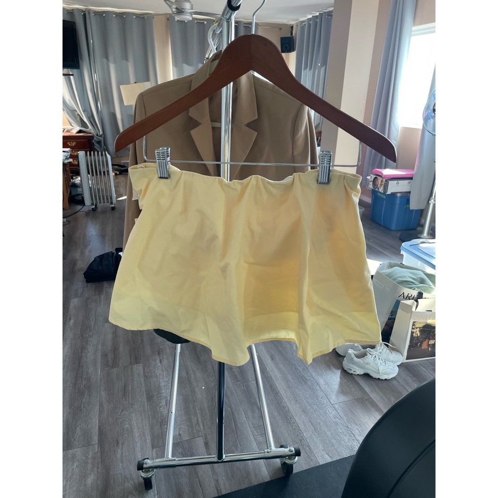 Aritzia Babaton Eckerd Blouse
